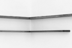 Eckregal, Kirsche, Maße ca. 26 × 110/145 × 18 cm³, 1992