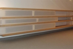 Sidebord mit papierbespannten Schiebern, Ahorn, Maße ca. 78 × 500 × 35 cm³, 2000