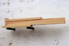 "Speicher", Birne, Maße ca. 14 × 60 × 12 cm³, 2001